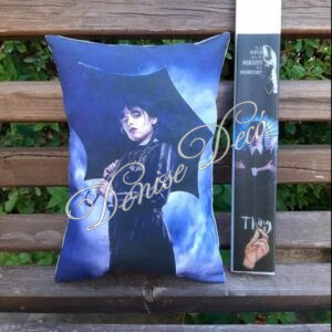 Λαμπαδα μαξιλαρι σετ Wednesday